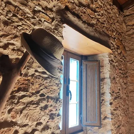 Refugio Do Prado 托马尔